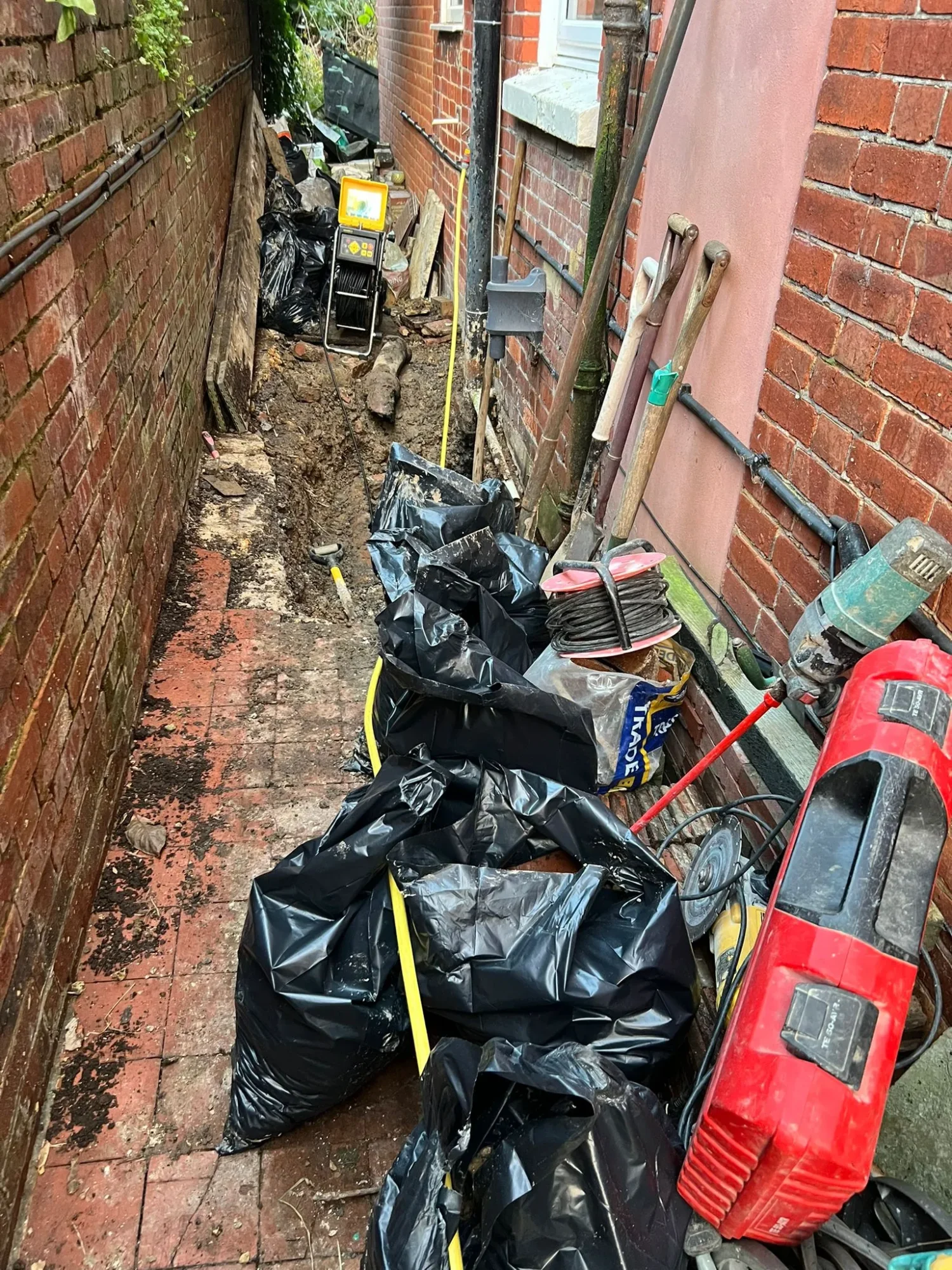 Drain repair in Worthing 3 1
